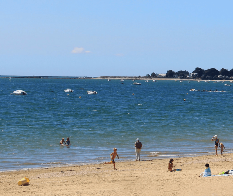 Damgan Beach 768x644