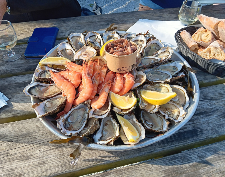 Seafood Lunch 768x605